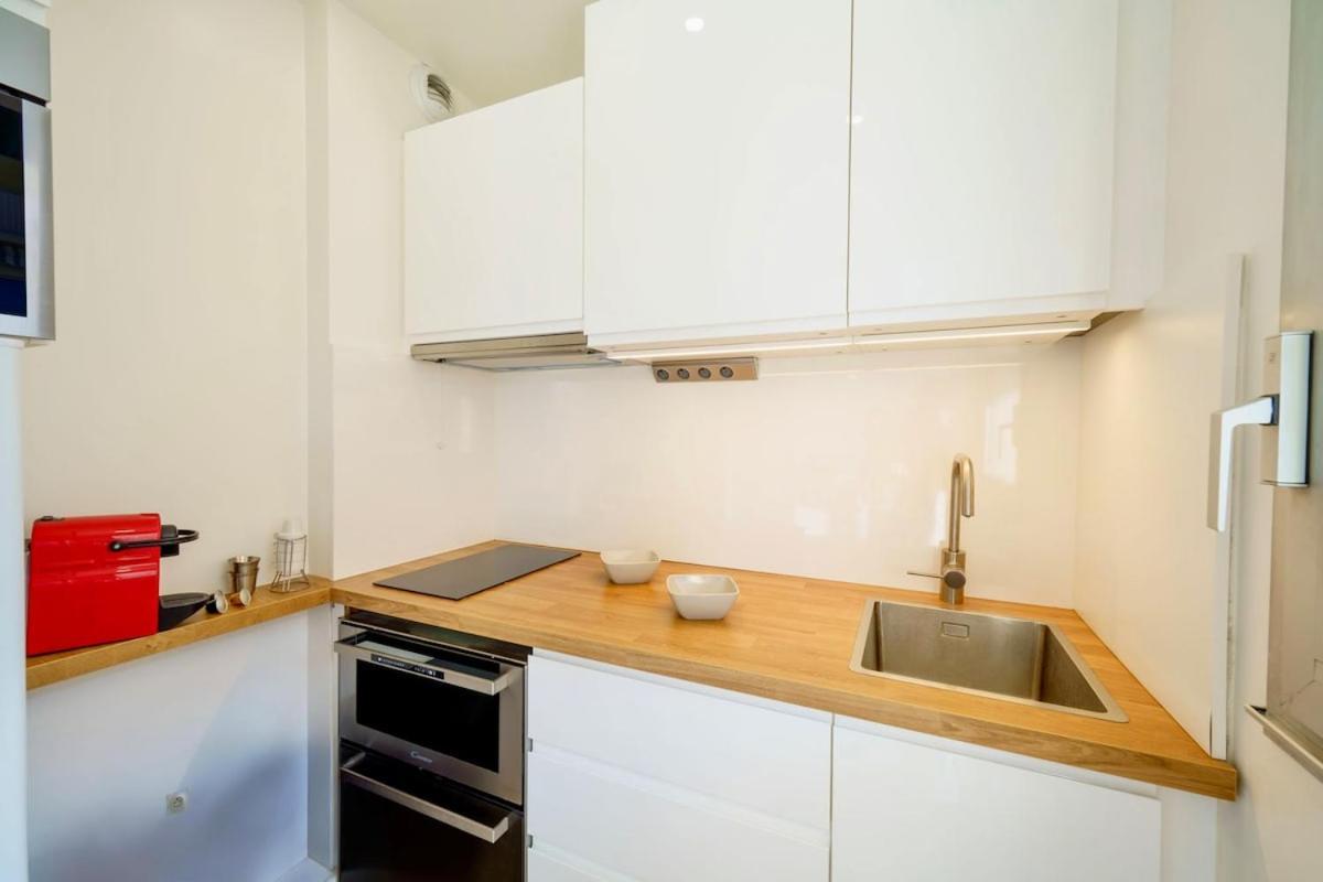 100m - Juan Stella Coeur Appartement Antibes